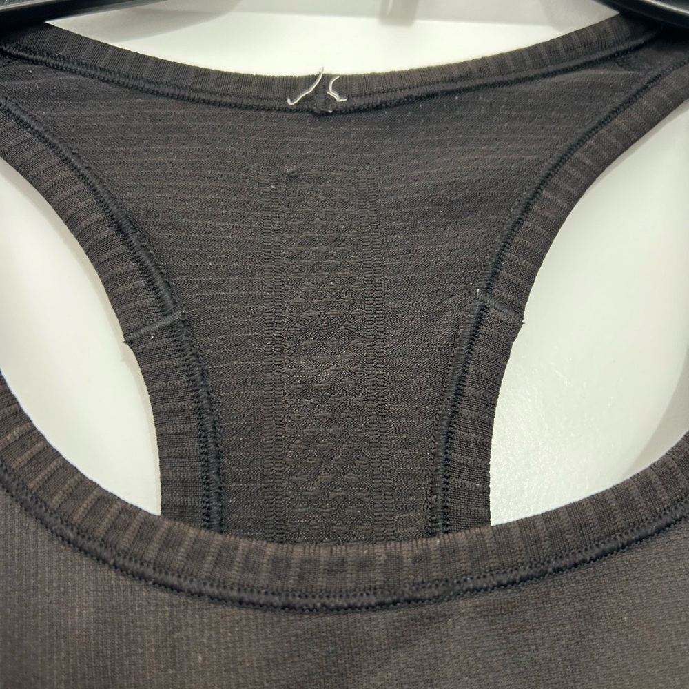 Lululemon Swiftly Tech Racerback - Picture 2 of 5